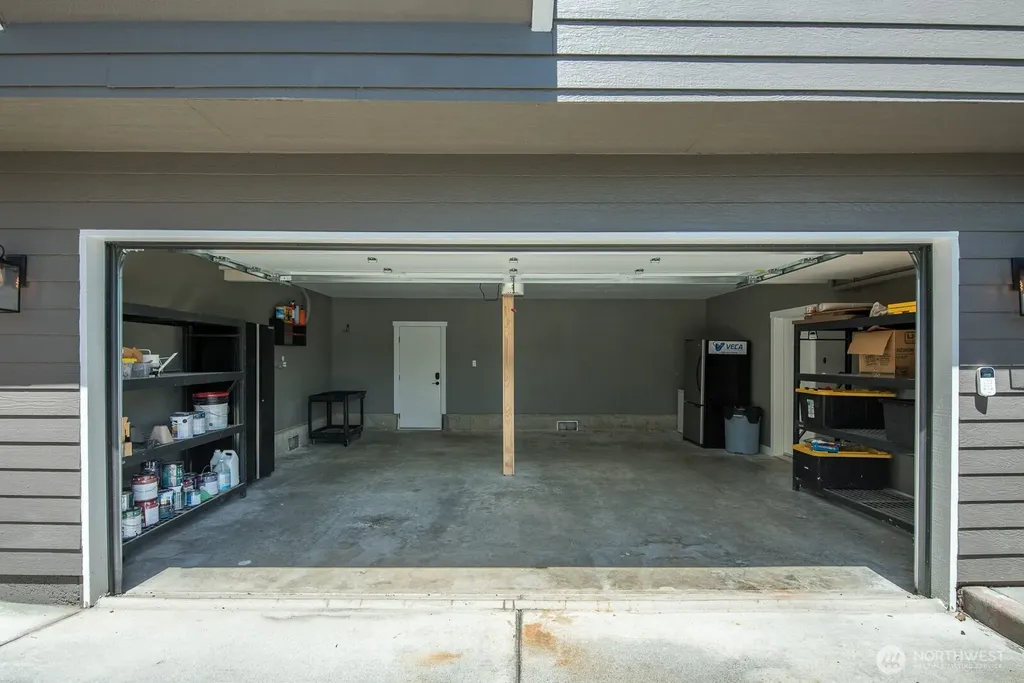 933 E Sharon Avenue Burlington WA 98233