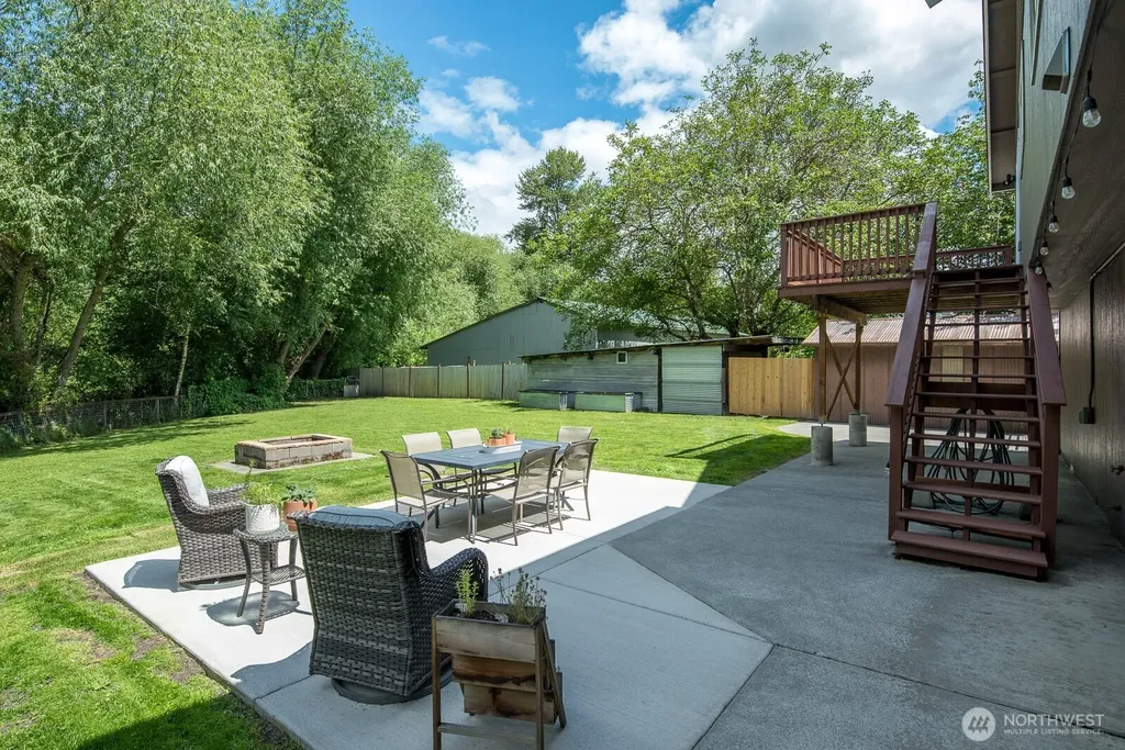 933 E Sharon Avenue Burlington WA 98233