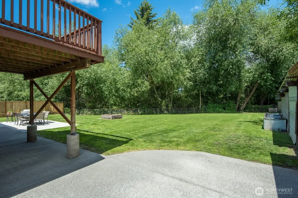 933 E Sharon Avenue Burlington WA 98233