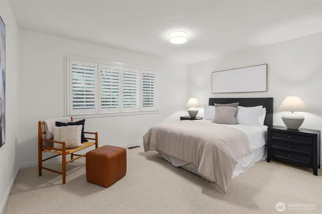 1928 109th Avenue SE Bellevue WA 98004