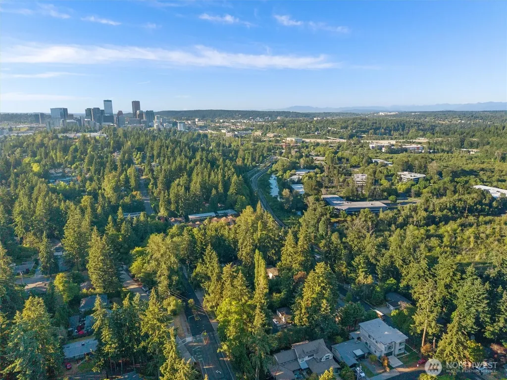 1928 109th Avenue SE Bellevue WA 98004