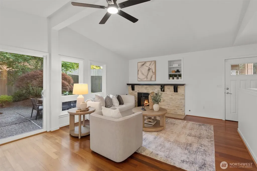 1928 109th Avenue SE Bellevue WA 98004