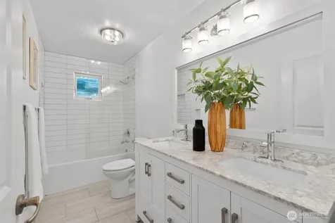 1928 109th Avenue SE Bellevue WA 98004