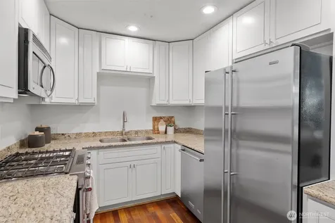 1928 109th Avenue SE Bellevue WA 98004