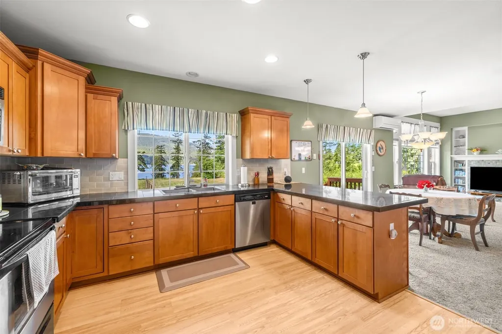623 E Sequim Bay Road Sequim WA 98382