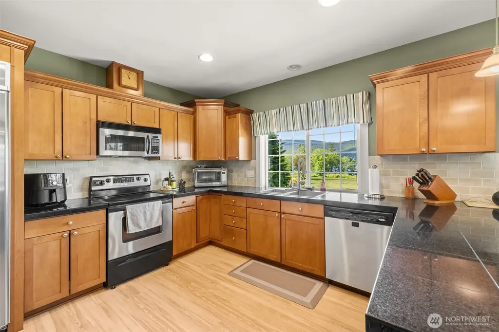 623 E Sequim Bay Road Sequim WA 98382