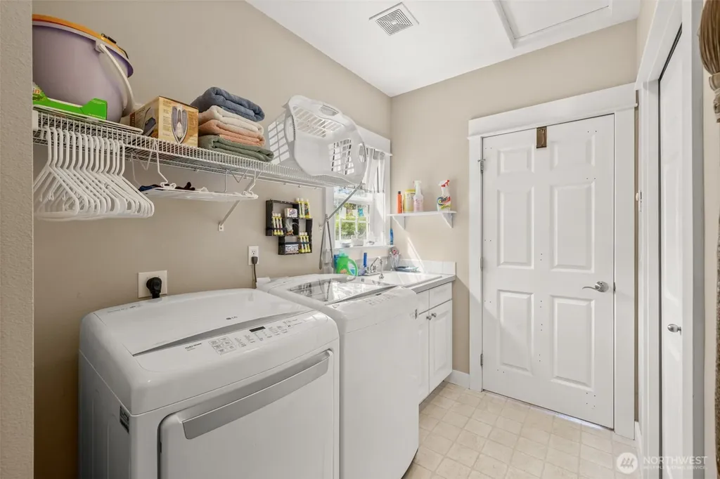 623 E Sequim Bay Road Sequim WA 98382