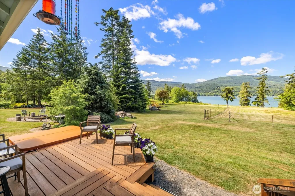 623 E Sequim Bay Road Sequim WA 98382