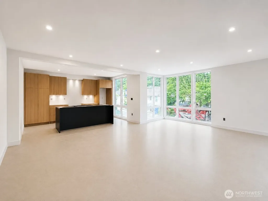 5301 49th Avenue SW Seattle WA 98136