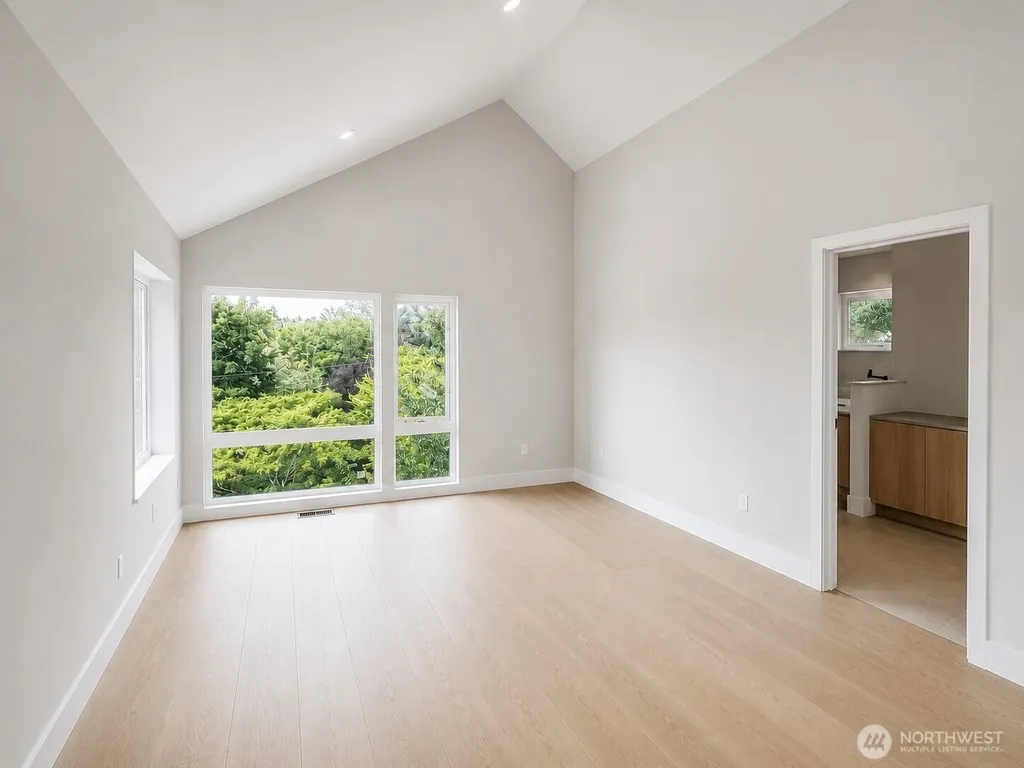 5301 49th Avenue SW Seattle WA 98136