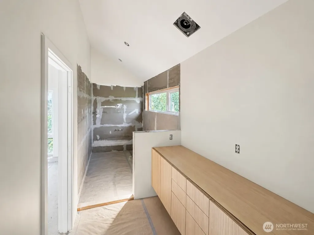5301 49th Avenue SW Seattle WA 98136
