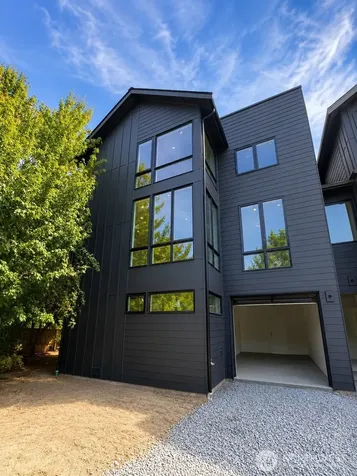 5301 49th Avenue SW Seattle WA 98136