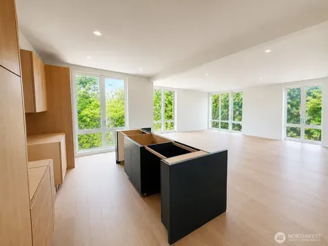 5301 49th Avenue SW Seattle WA 98136