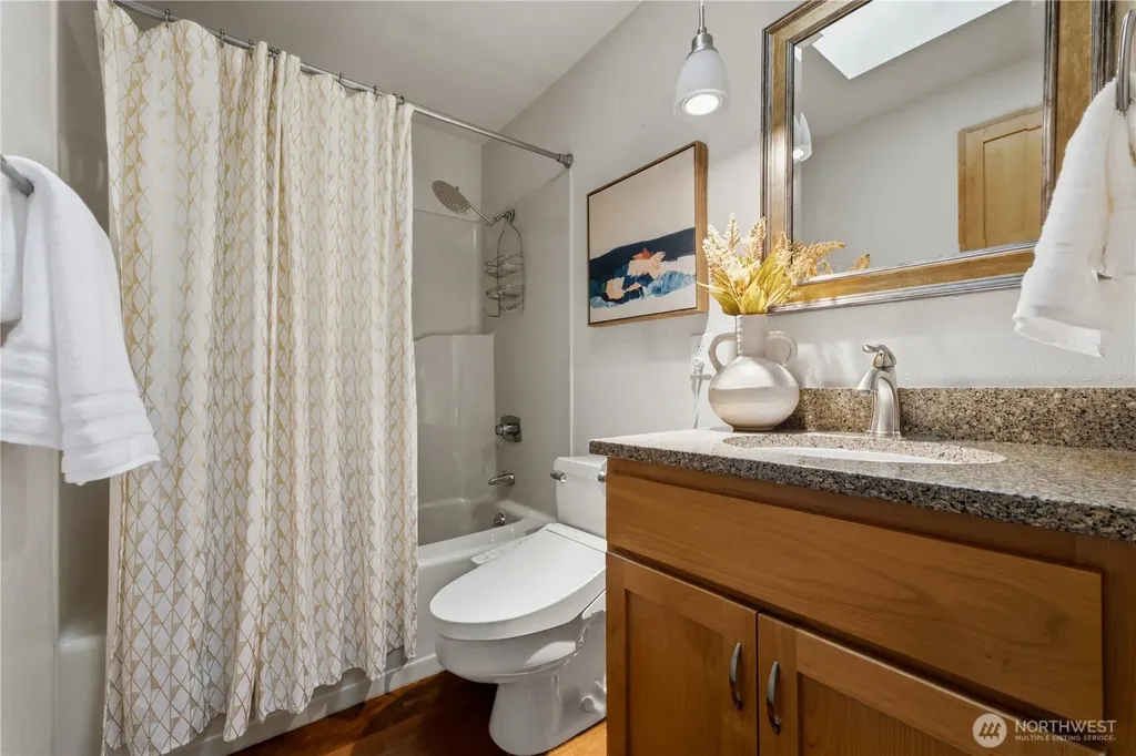 8615 43rd Street W University Place WA 98466