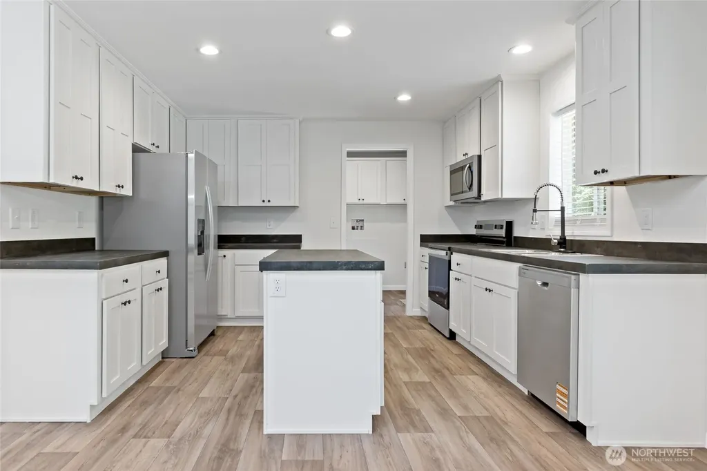 17217 80th Street SW Longbranch WA 98351
