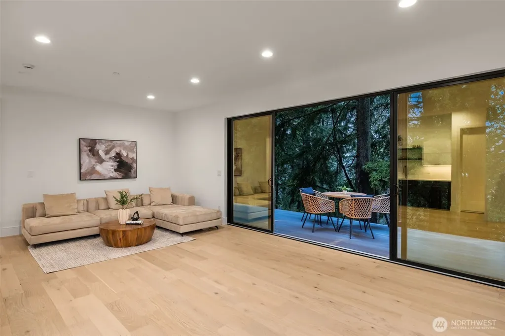 17720 SE 63rd Place Bellevue WA 98006