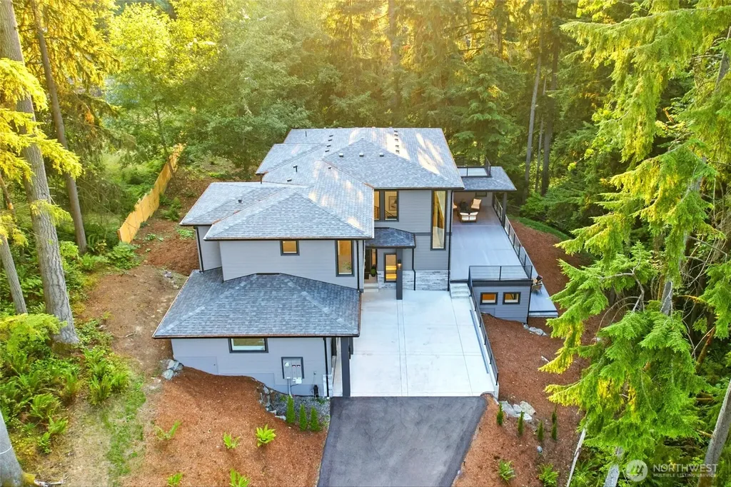 17720 SE 63rd Place Bellevue WA 98006