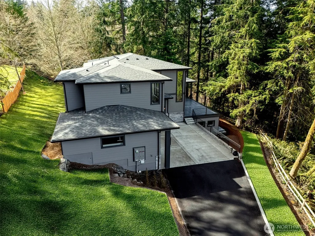 17720 SE 63rd Place Bellevue WA 98006