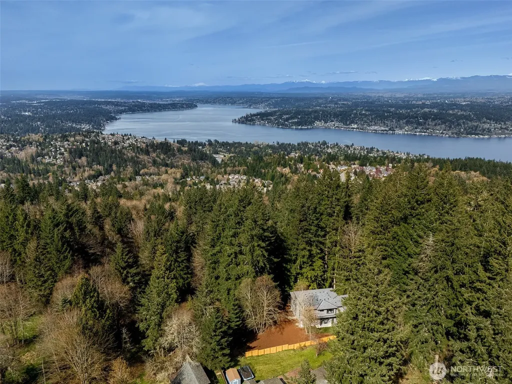 17720 SE 63rd Place Bellevue WA 98006