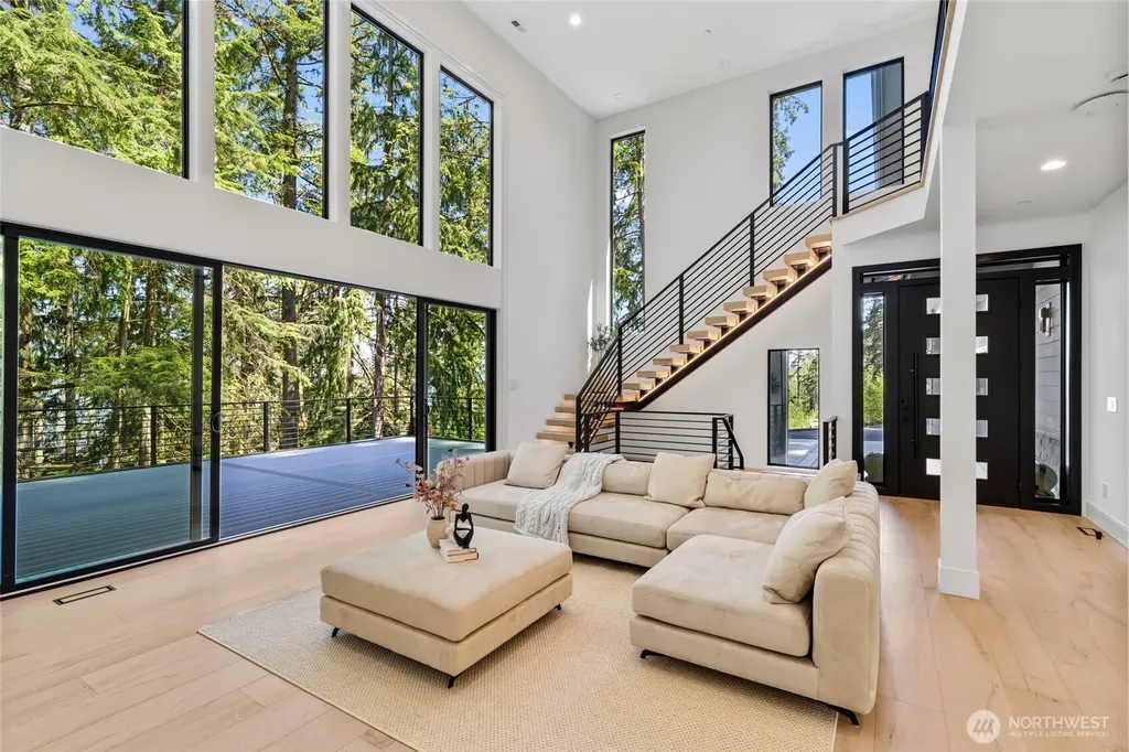 17720 SE 63rd Place Bellevue WA 98006