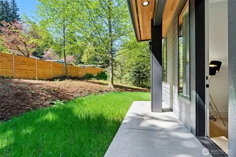 17720 SE 63rd Place Bellevue WA 98006