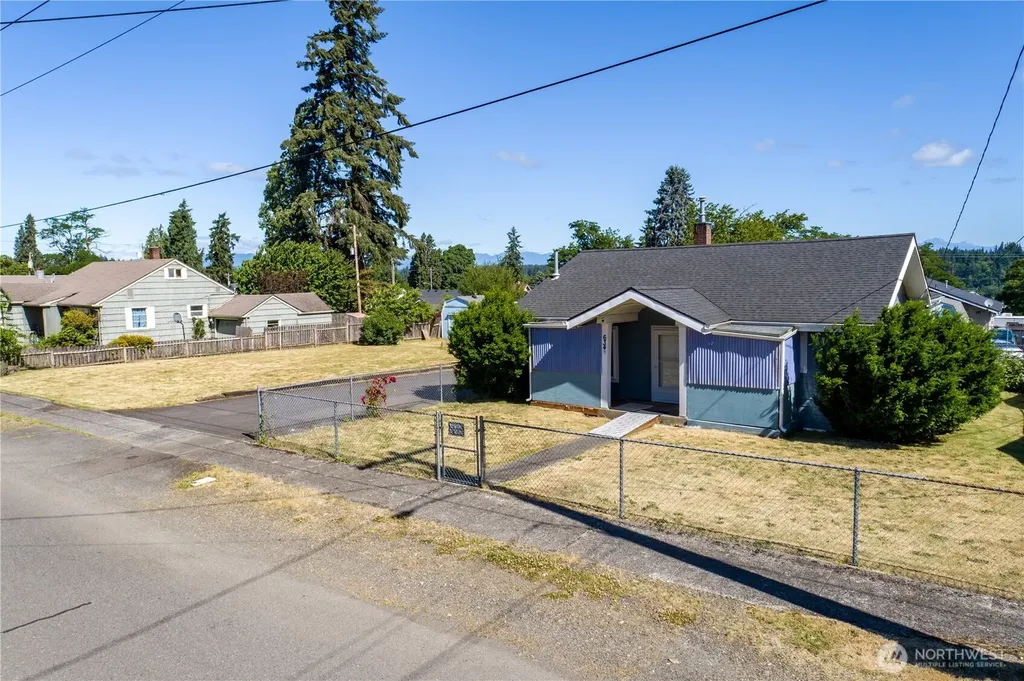 634 Dearborn Avenue Shelton WA 98584