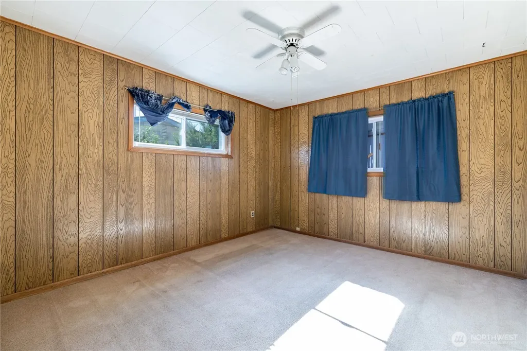 634 Dearborn Avenue Shelton WA 98584