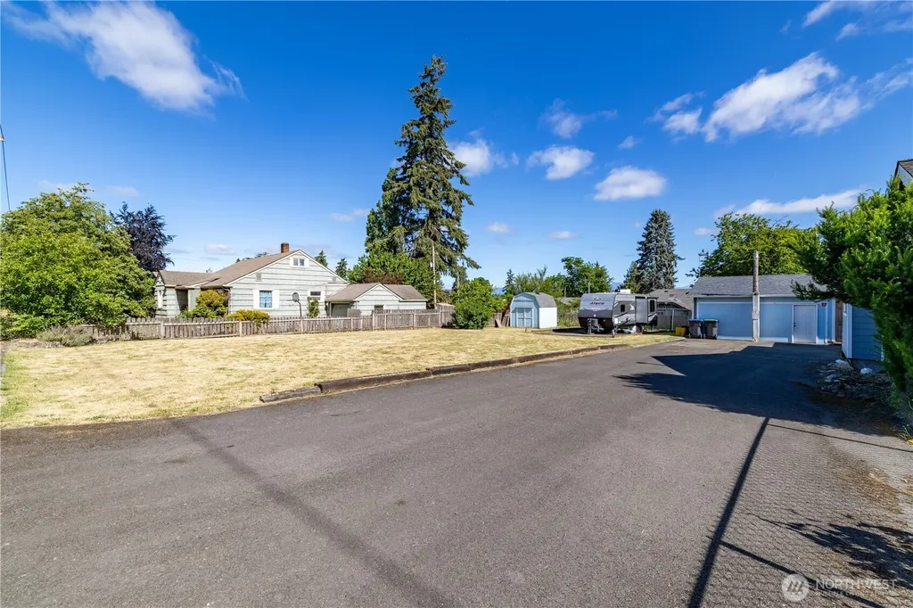 634 Dearborn Avenue Shelton WA 98584
