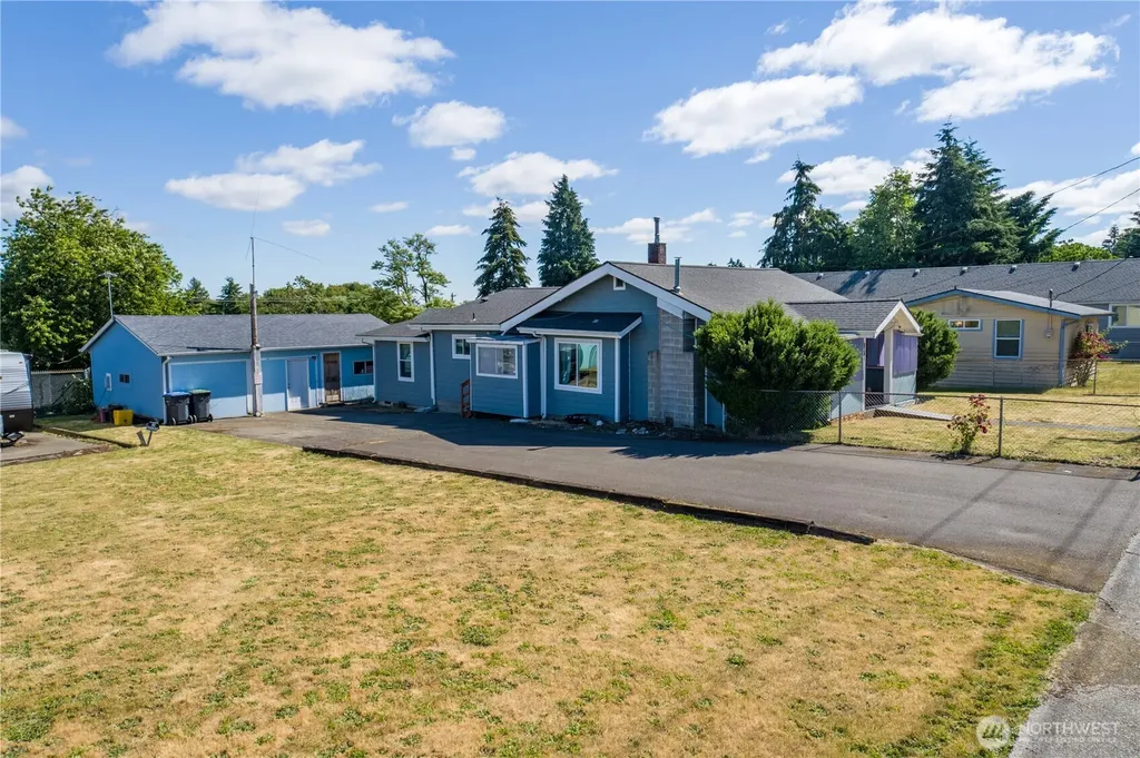 634 Dearborn Avenue Shelton WA 98584