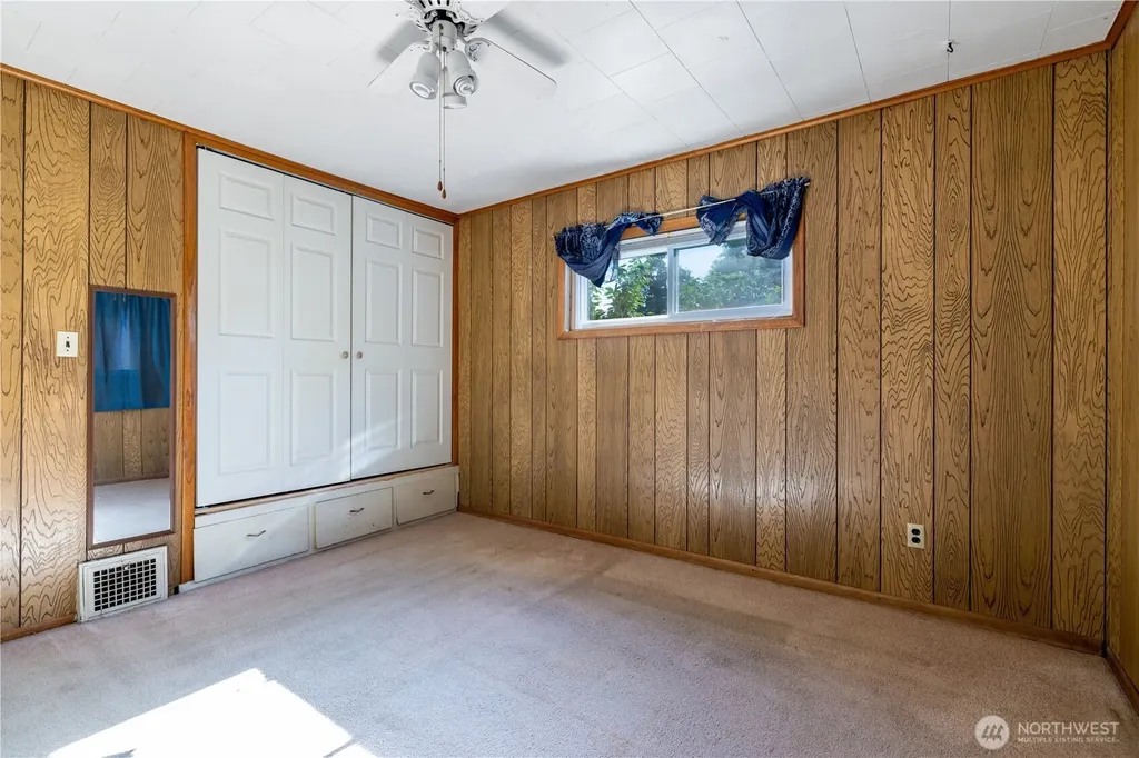 634 Dearborn Avenue Shelton WA 98584