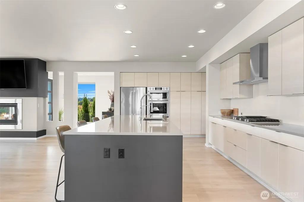 8452 Camas Drive Blaine WA 98230