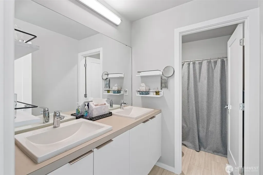 8452 Camas Drive Blaine WA 98230