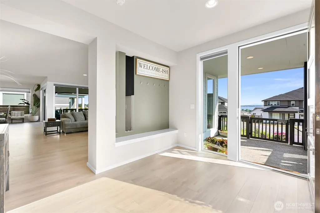 8452 Camas Drive Blaine WA 98230