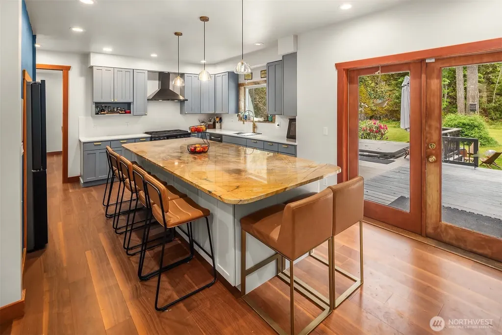 12619 444th Avenue SE North Bend WA 98045