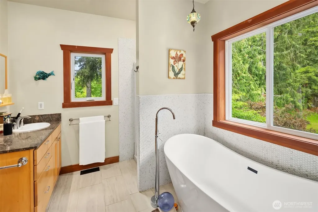 12619 444th Avenue SE North Bend WA 98045