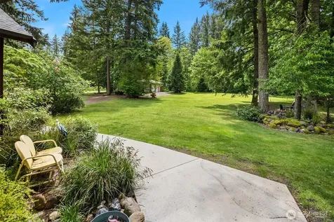 12619 444th Avenue SE North Bend WA 98045