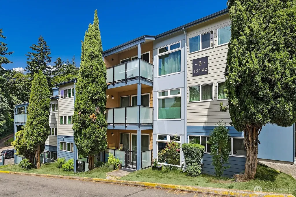 15142 65th Avenue S Tukwila WA 98188