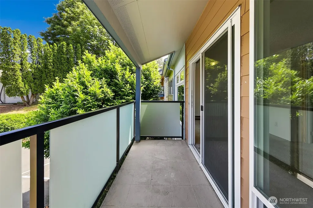 15142 65th Avenue S Tukwila WA 98188