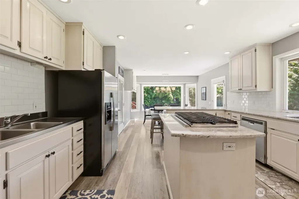 4225 Montgomery Place Mount Vernon WA 98274