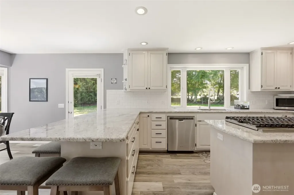 4225 Montgomery Place Mount Vernon WA 98274