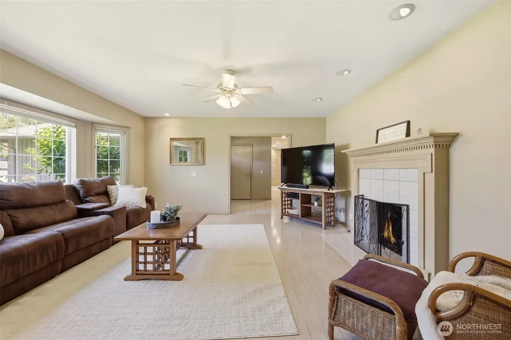 4225 Montgomery Place Mount Vernon WA 98274