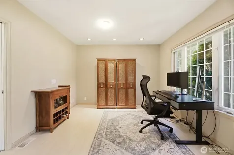 4225 Montgomery Place Mount Vernon WA 98274