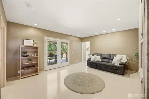 4225 Montgomery Place Mount Vernon WA 98274