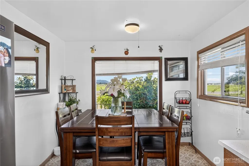 19933 Cook Road Burlington WA 98233