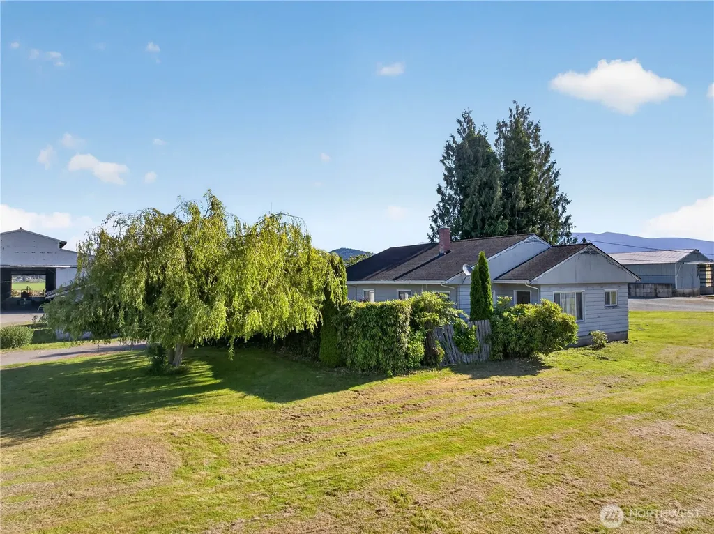 19933 Cook Road Burlington WA 98233