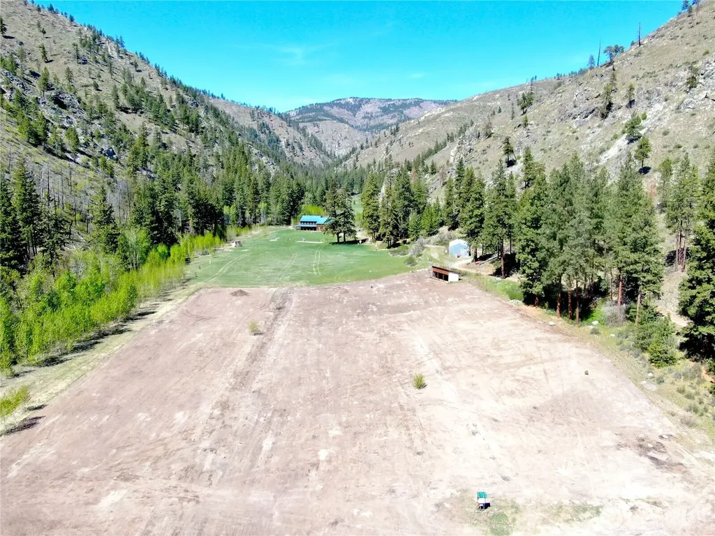 710 Antoine Creek Road Chelan WA 98816