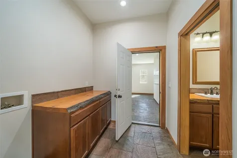 710 Antoine Creek Road Chelan WA 98816