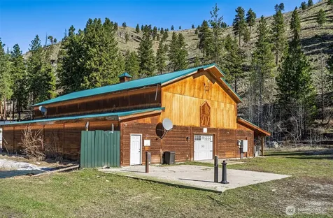 710 Antoine Creek Road Chelan WA 98816
