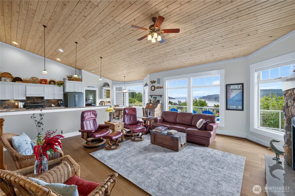 6426 Ivy Street Anacortes WA 98221