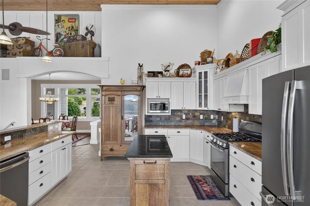 6426 Ivy Street Anacortes WA 98221